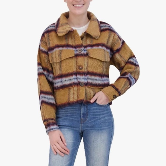 VIGOSS Striped Faux Fur Jacket - Picture 2 of 13